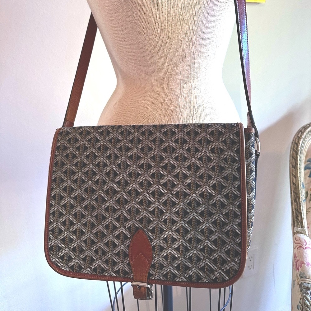 Vintage Goyard *Rare* Crossbody Purse with Matching Document Holder